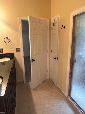 107 Misty Ridge LN, Suffolk, VA 23434