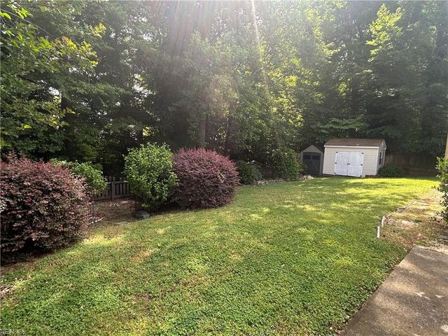 107 Misty Ridge LN, Suffolk, VA 23434
