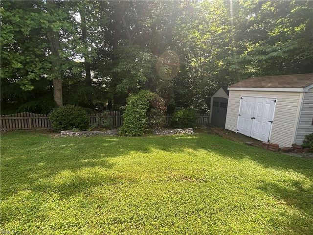 107 Misty Ridge LN, Suffolk, VA 23434