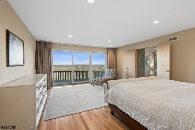 142 Deer Run, Green Brook Twp., NJ 07069