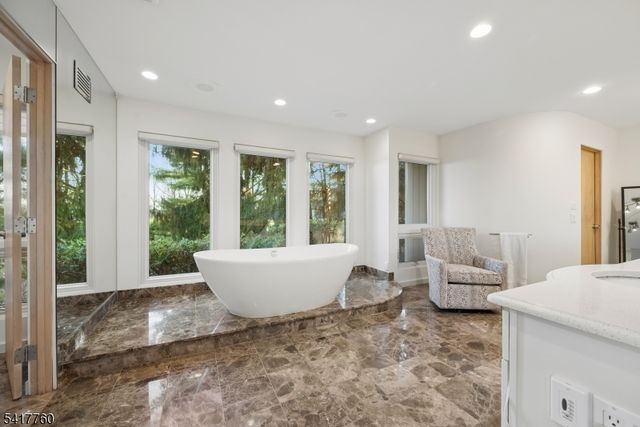 142 Deer Run, Green Brook Twp., NJ 07069