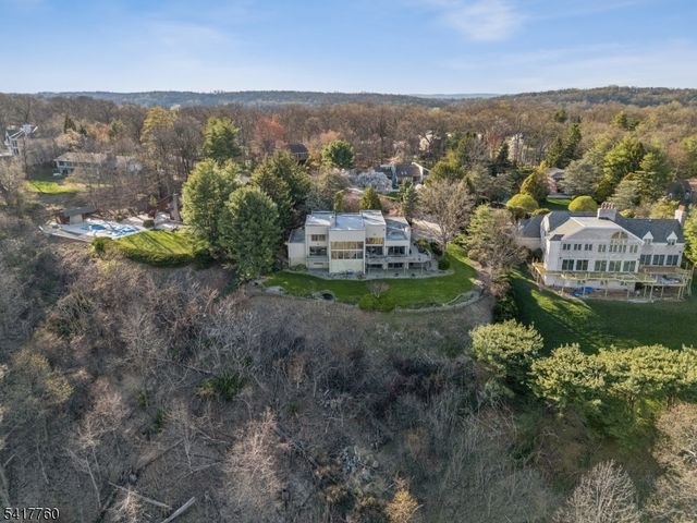 142 Deer Run, Green Brook Twp., NJ 07069