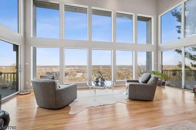 142 Deer Run, Green Brook Twp., NJ 07069