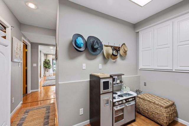 15600 Logarto Lane, Burnsville, MN 55306
