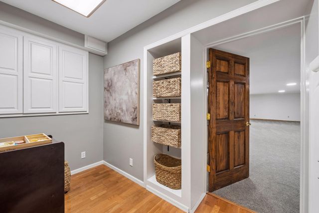 15600 Logarto Lane, Burnsville, MN 55306