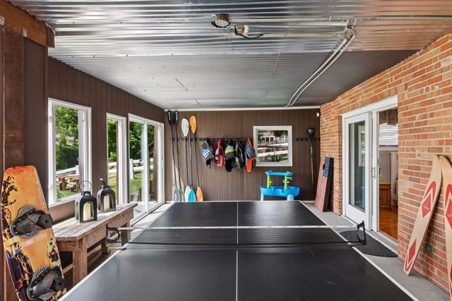 15600 Logarto Lane, Burnsville, MN 55306