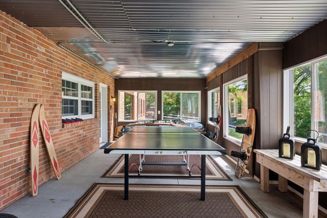 15600 Logarto Lane, Burnsville, MN 55306