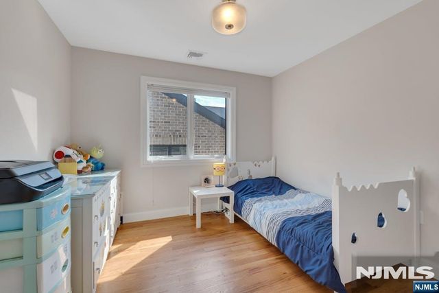 469 9th Street A, Palisades Park, NJ 07650