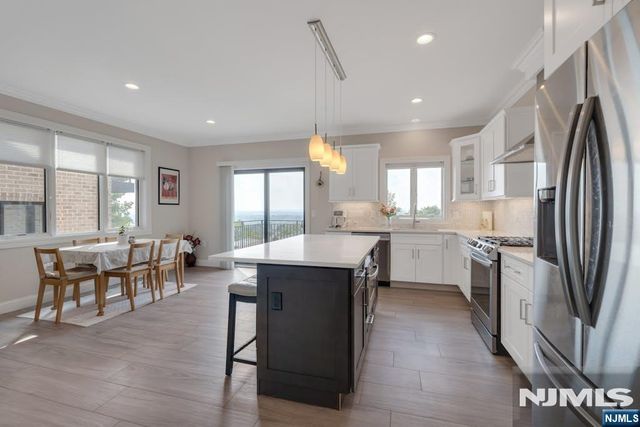 469 9th Street A, Palisades Park, NJ 07650