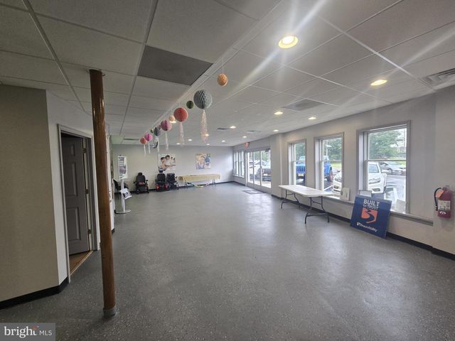 1543 GATEWAY BLVD, West Deptford, NJ 08096