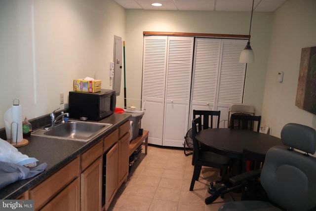 1543 GATEWAY BLVD, West Deptford, NJ 08096