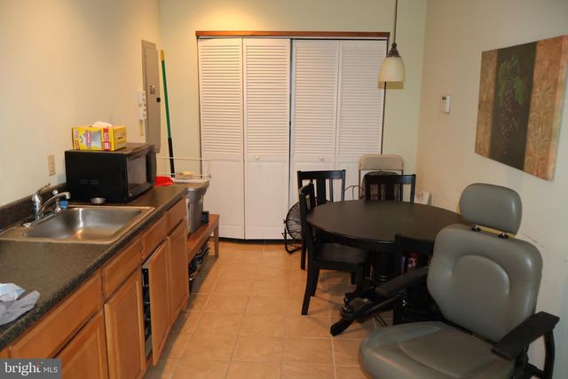 1543 GATEWAY BLVD, West Deptford, NJ 08096