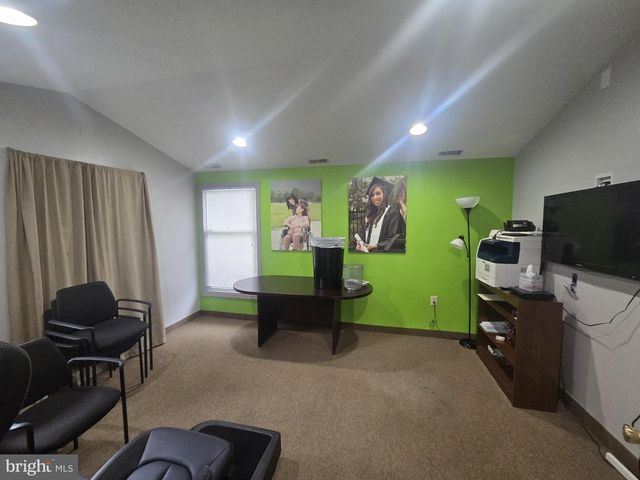 1543 GATEWAY BLVD, West Deptford, NJ 08096