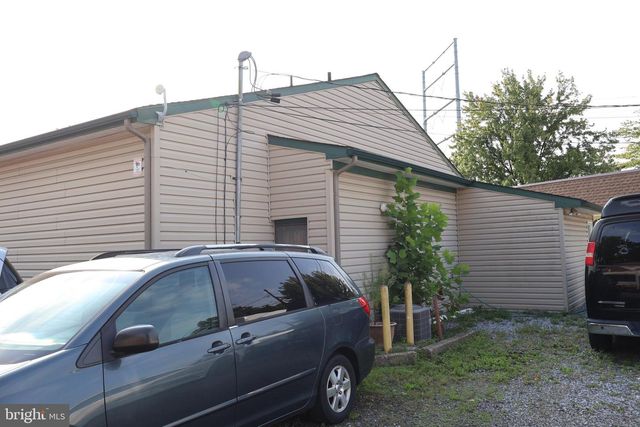 1543 GATEWAY BLVD, West Deptford, NJ 08096