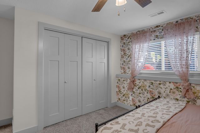 8857 N Hidden Ln, Park City, KS 67147