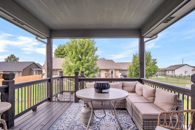 8857 N Hidden Ln, Park City, KS 67147