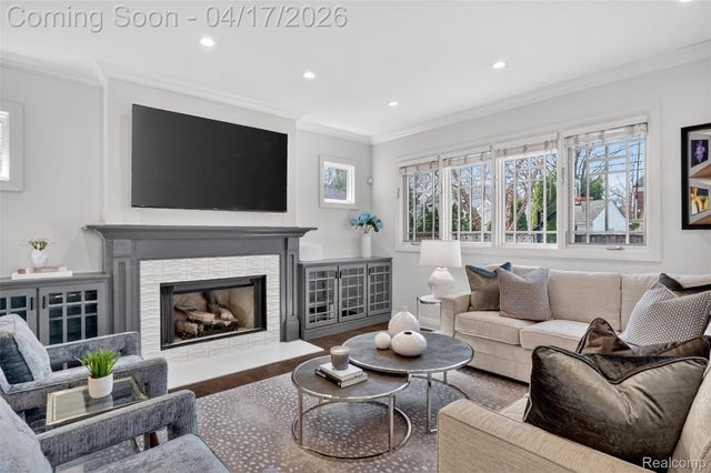 1742 Latham Street, Birmingham, MI 48009