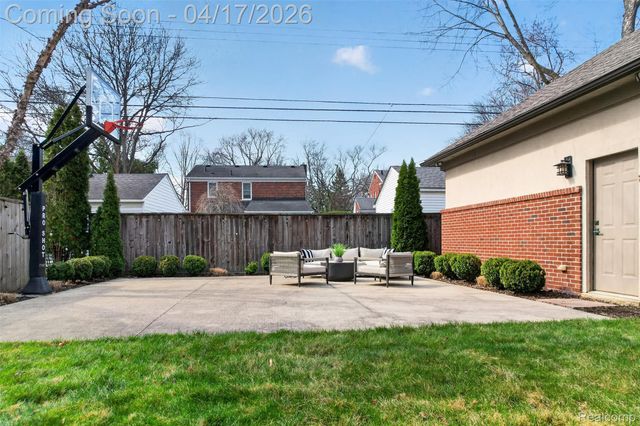 1742 Latham Street, Birmingham, MI 48009