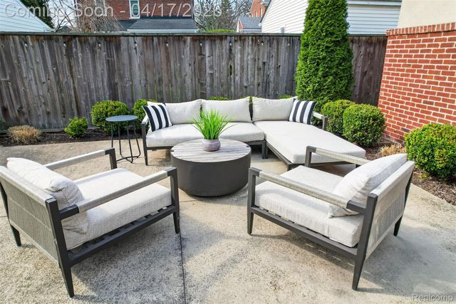 1742 Latham Street, Birmingham, MI 48009