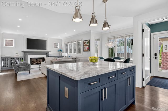 1742 Latham Street, Birmingham, MI 48009