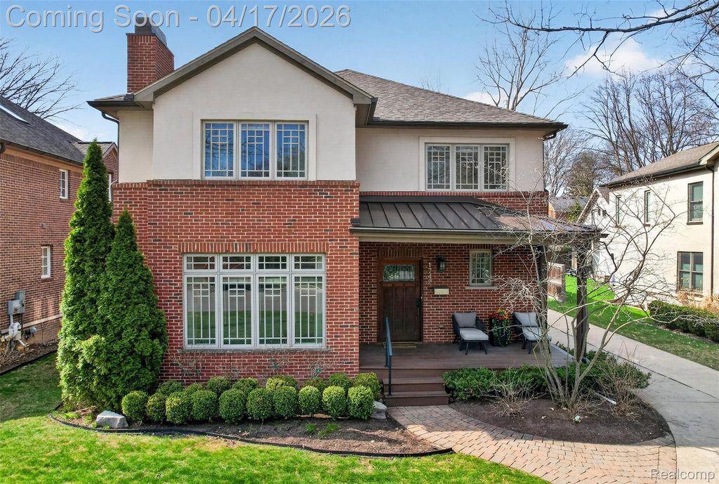 1742 Latham Street, Birmingham, MI 48009