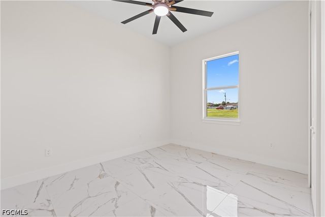 430 Petite AVE, Lehigh Acres, FL 33974