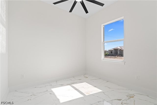 430 Petite AVE, Lehigh Acres, FL 33974