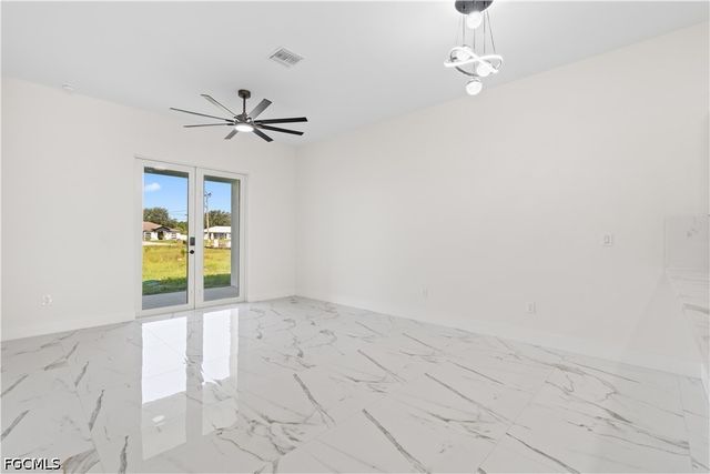 430 Petite AVE, Lehigh Acres, FL 33974