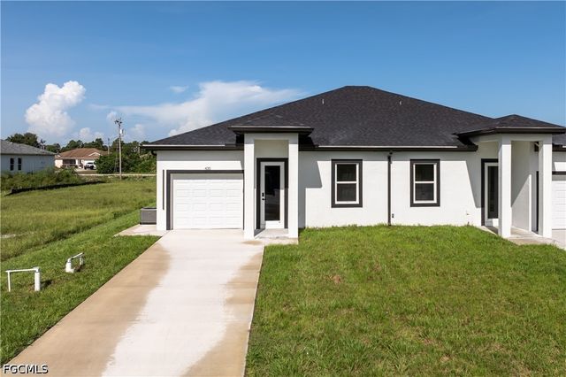 430 Petite AVE, Lehigh Acres, FL 33974