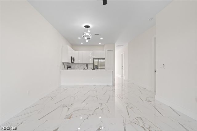 430 Petite AVE, Lehigh Acres, FL 33974