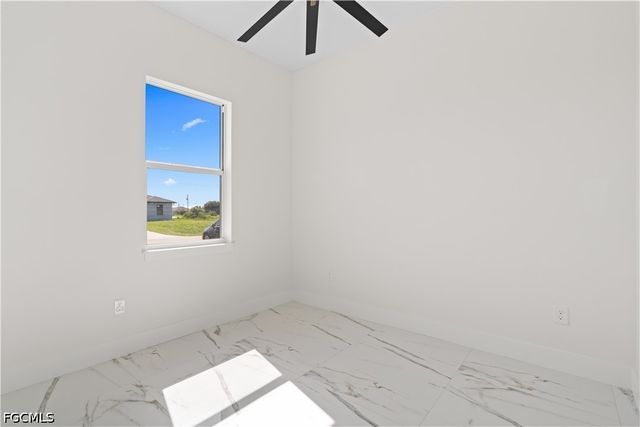 430 Petite AVE, Lehigh Acres, FL 33974