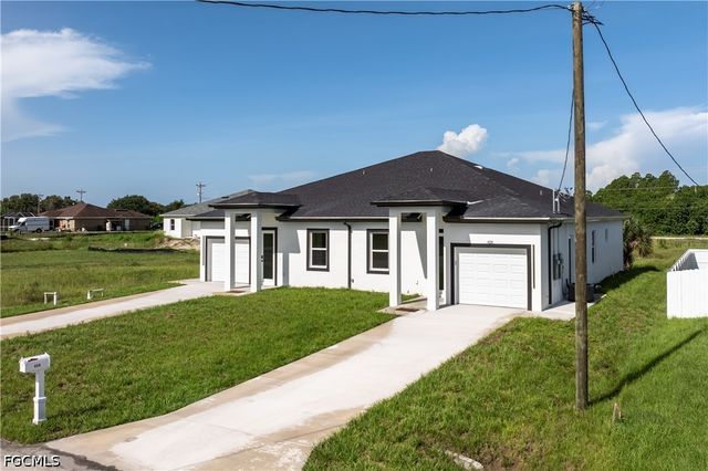 430 Petite AVE, Lehigh Acres, FL 33974