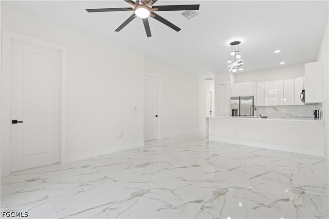 430 Petite AVE, Lehigh Acres, FL 33974
