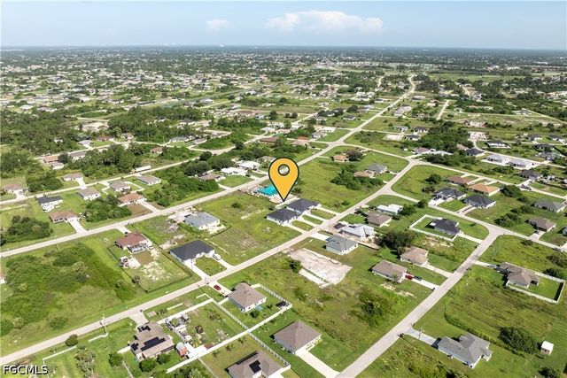 430 Petite AVE, Lehigh Acres, FL 33974