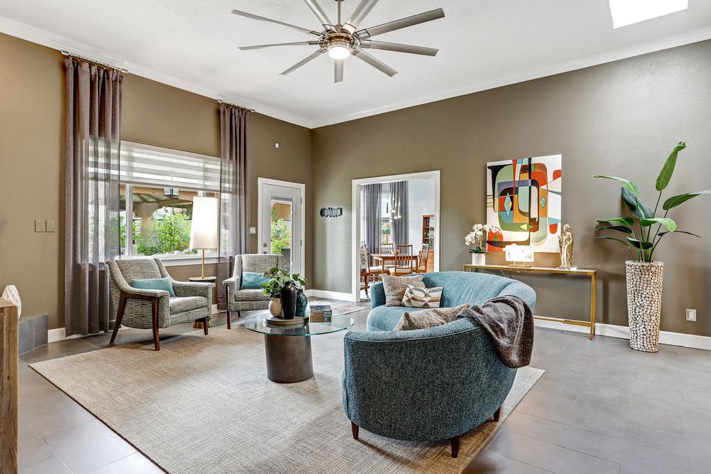 2205 VIA SEVILLE Road NW, Albuquerque, NM 87104