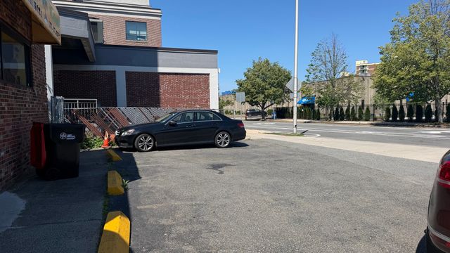 4 Wheeler St, Lynn, MA 01901