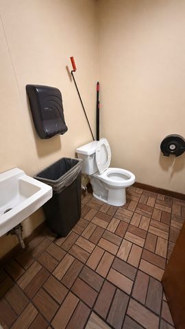 4 Wheeler St, Lynn, MA 01901