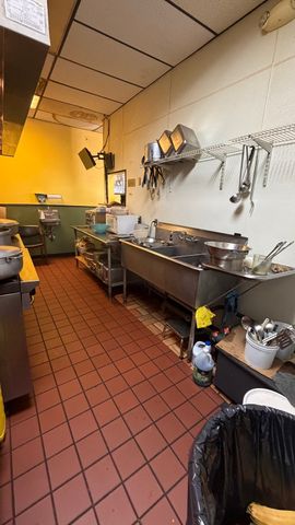 4 Wheeler St, Lynn, MA 01901