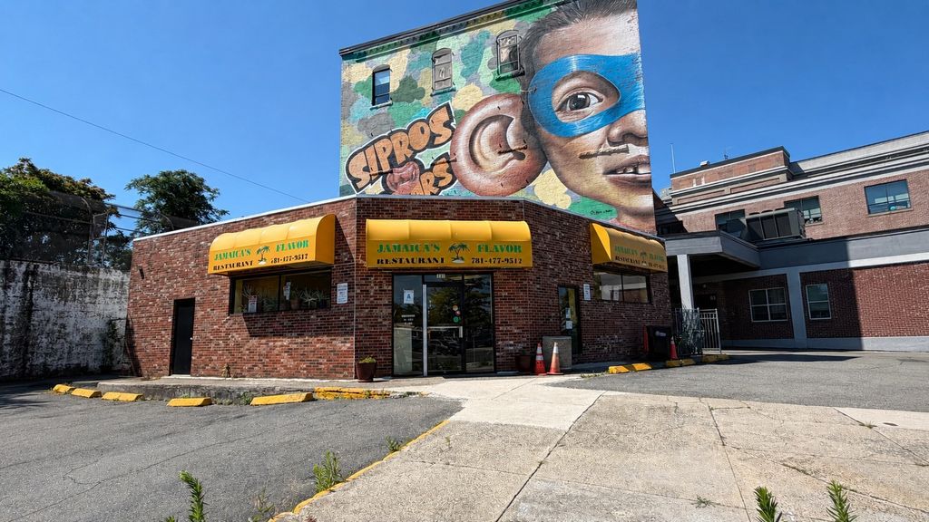 4 Wheeler St, Lynn, MA 01901