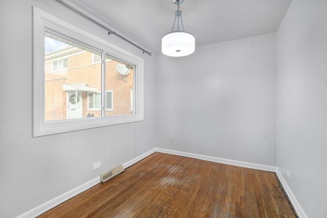 215 dodge Avenue C, Evanston, IL 60202