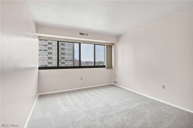 12550 Lake Avenue 805, Lakewood, OH 44107