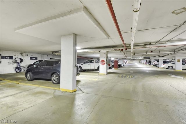 12550 Lake Avenue 805, Lakewood, OH 44107