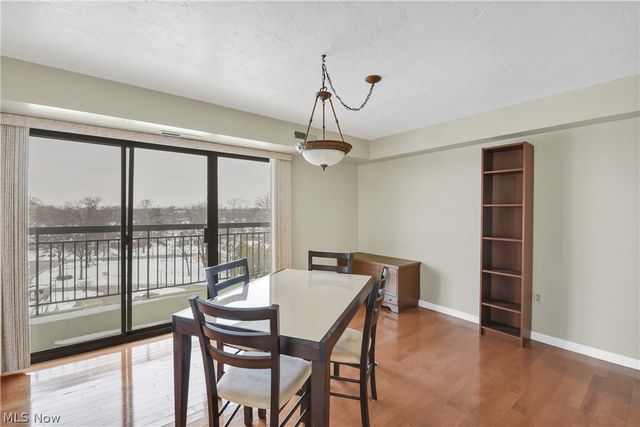 12550 Lake Avenue 805, Lakewood, OH 44107