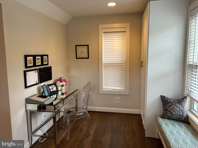 5313 2ND ST N, Arlington, VA 22203