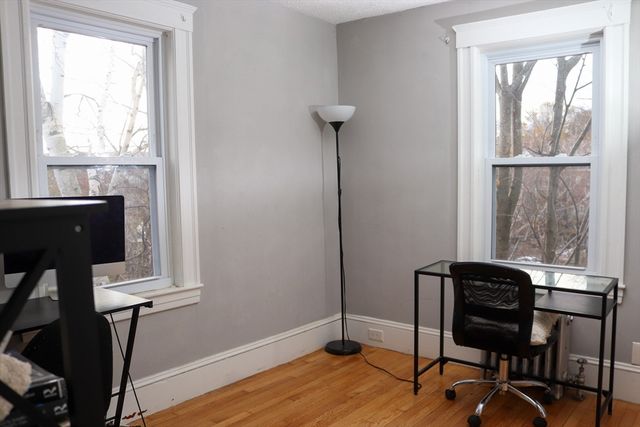 35 Pearl St, Fitchburg, MA 01420