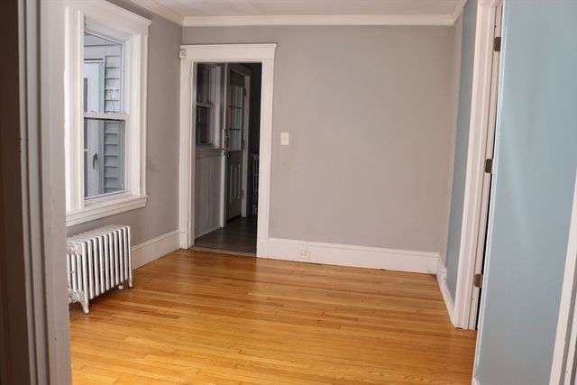 35 Pearl St, Fitchburg, MA 01420