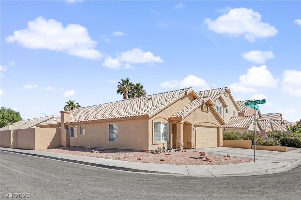 7232 London Bridge Avenue, Las Vegas, NV 89130 — photo 3