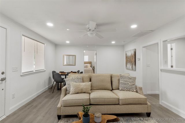 1901 N Atlanta Avenue, Tulsa, OK 74110