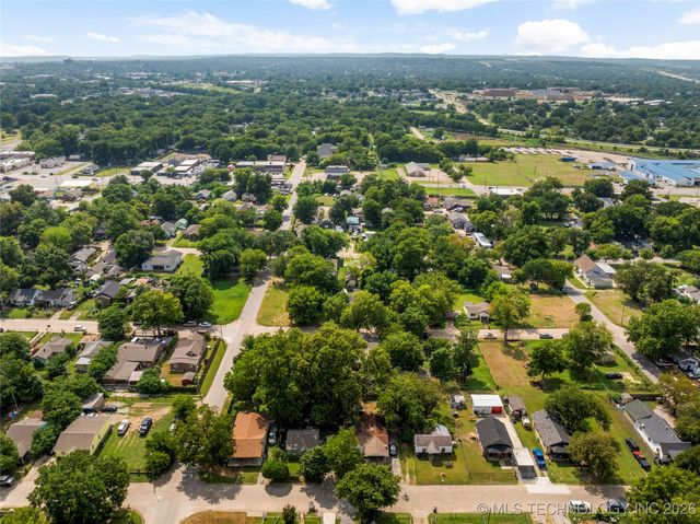 1901 N Atlanta Avenue, Tulsa, OK 74110