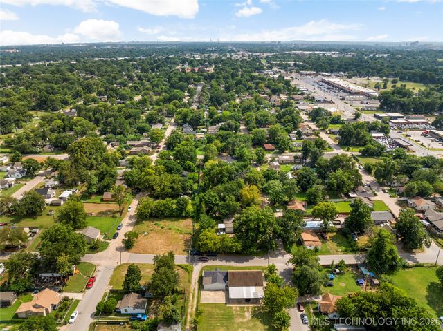 1901 N Atlanta Avenue, Tulsa, OK 74110